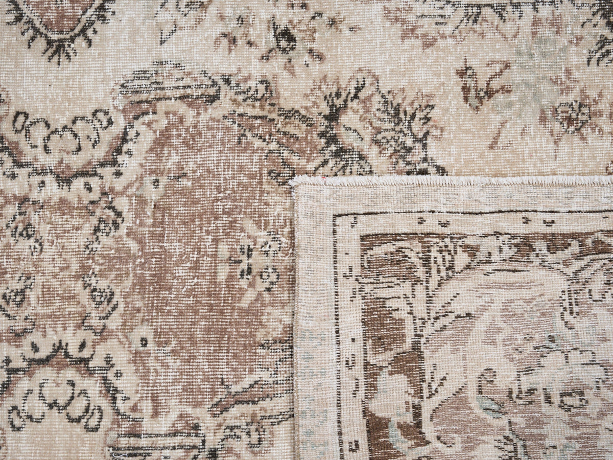 8291, Turkish Isparta Area Rug