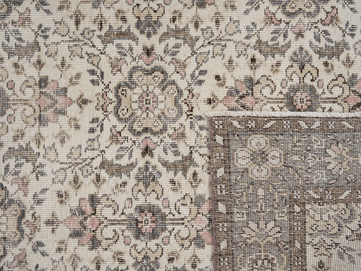 8046, Turkish Isparta Area Rug
