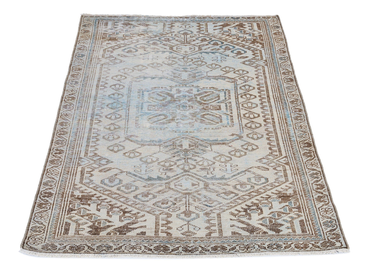 8947, Persian Zanjan Area Rug