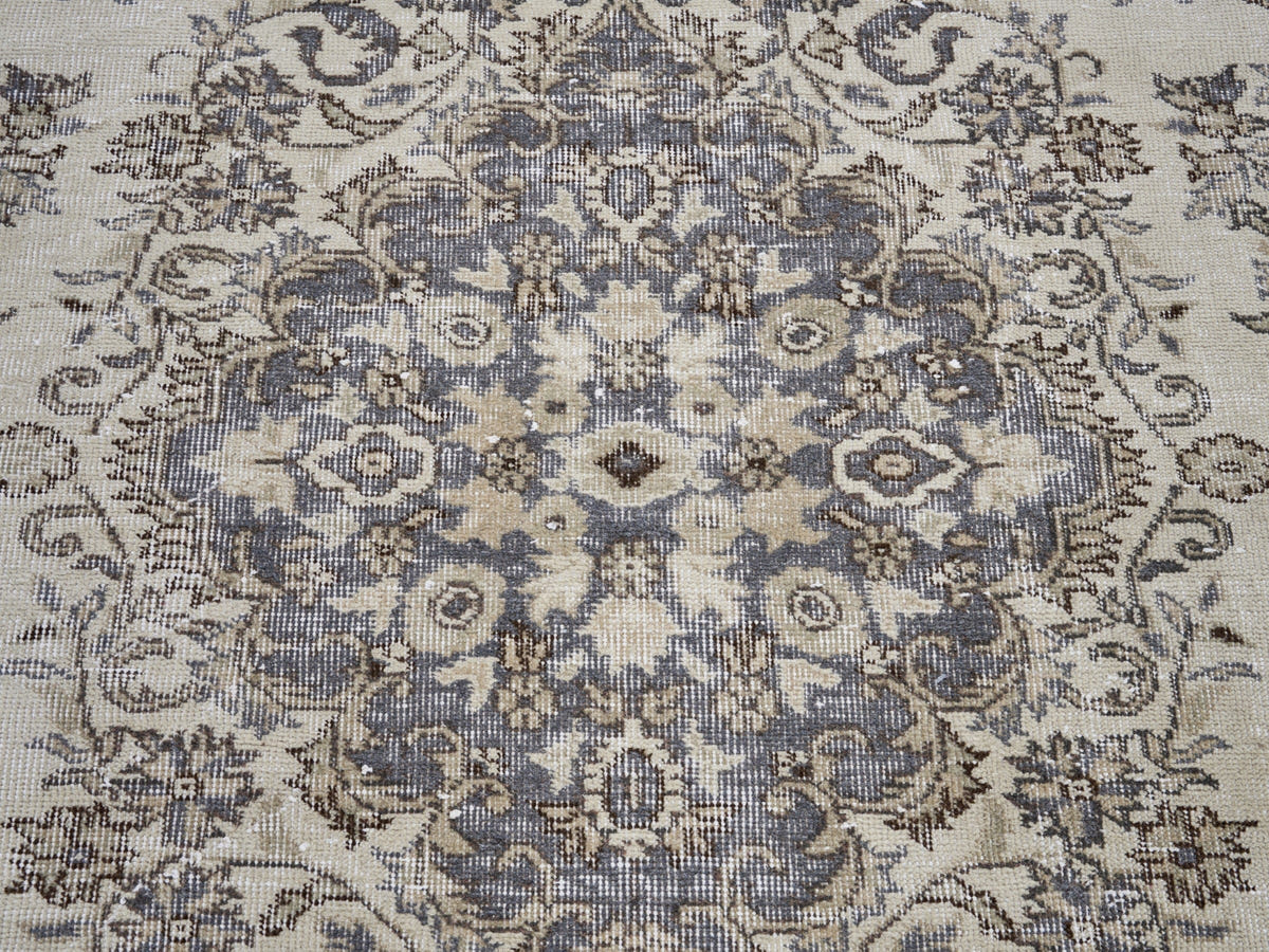 8005, Turkish Isparta Area Rug