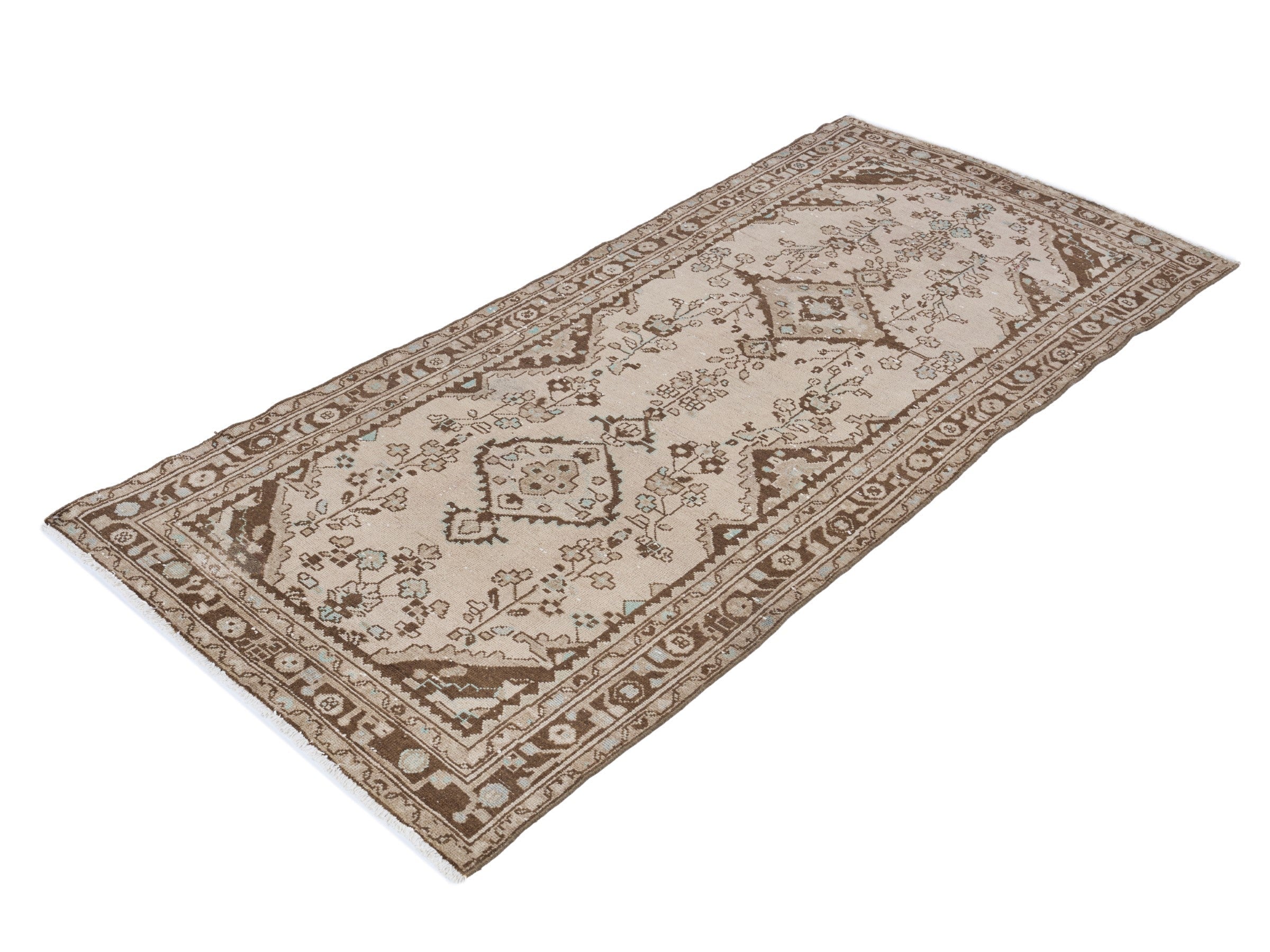 Persian Hamedan runner rug in cream and fawn, view 3 of 10