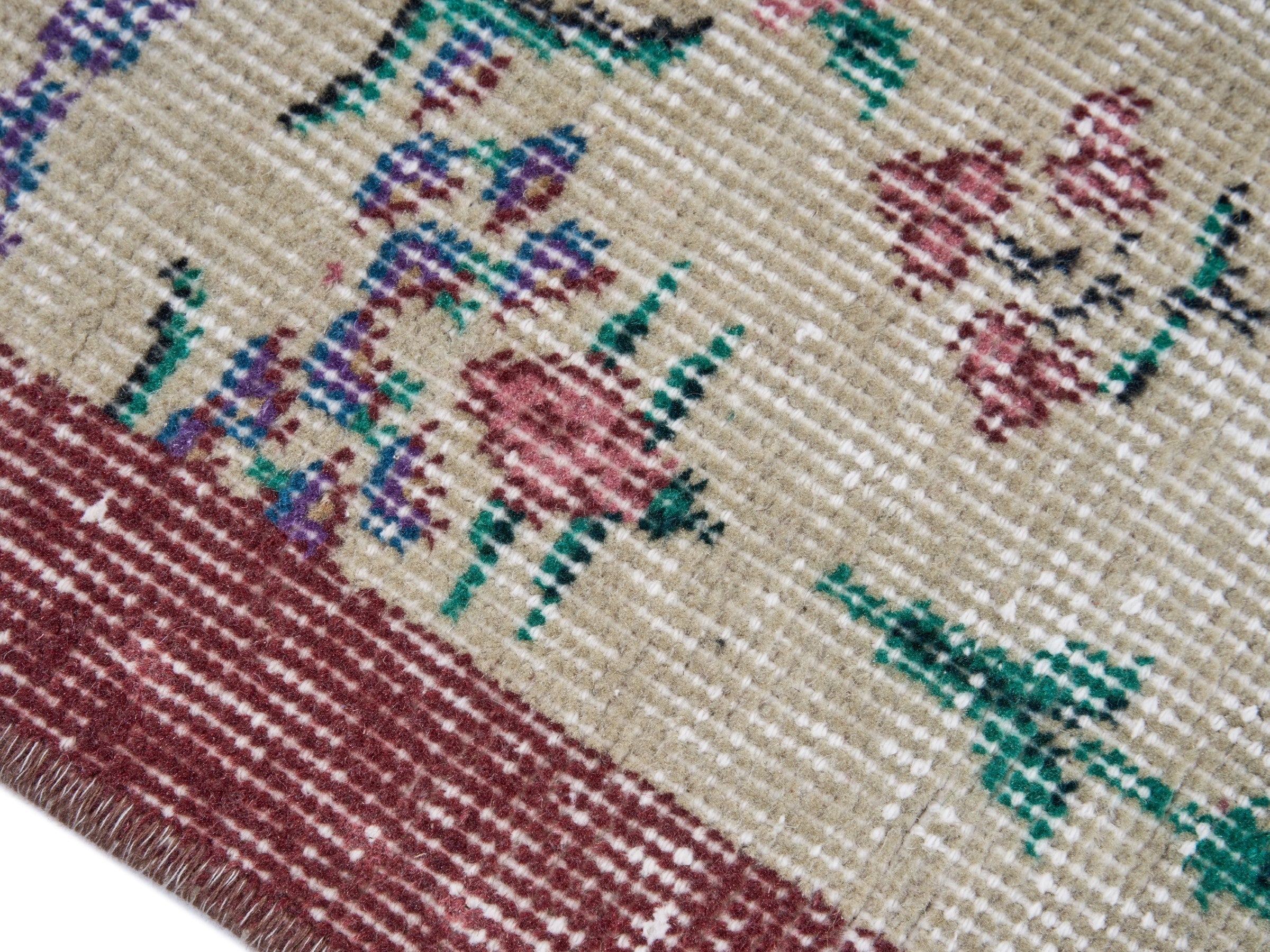 Turkish Isparta accent rug in cream and rose, view 6 of 10