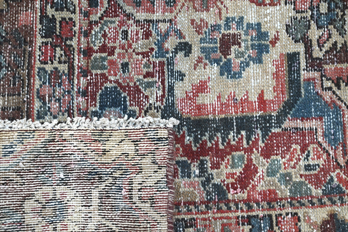 10001, Persian Bakhtiari Oversized Rug