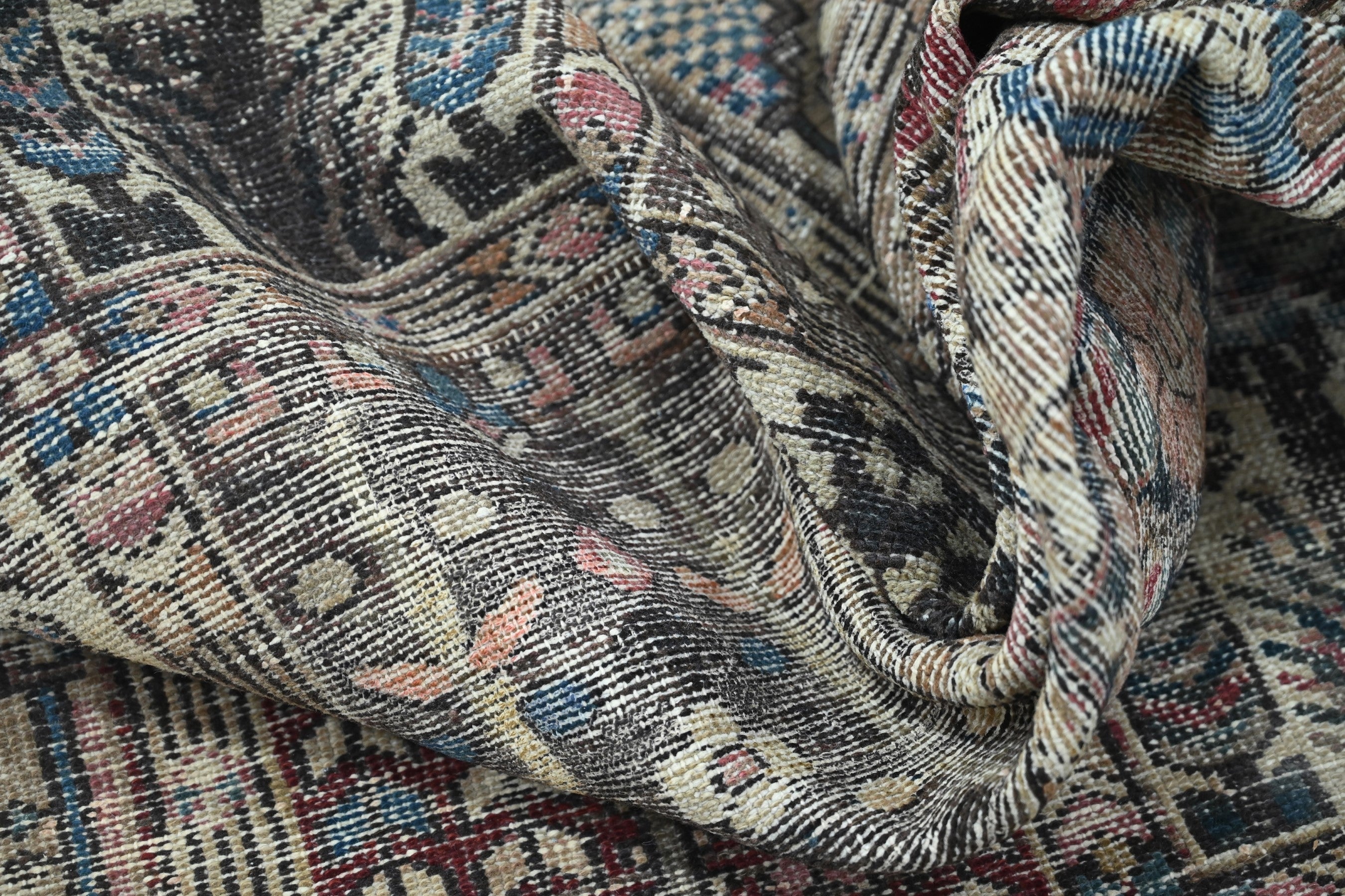 Persian Bakhtiari oversized rug in charcoal and cream, view 16 of 19