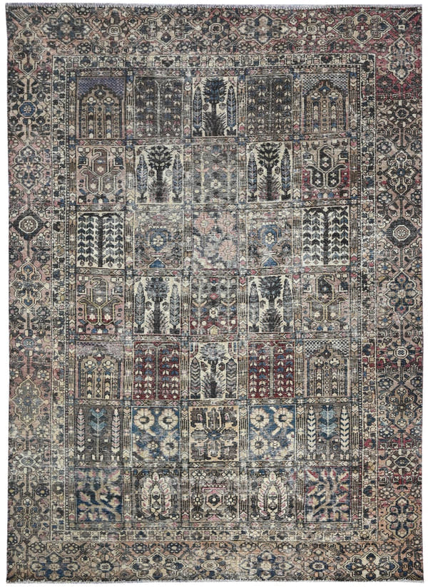 10002, Persian Bakhtiari Oversized Rug