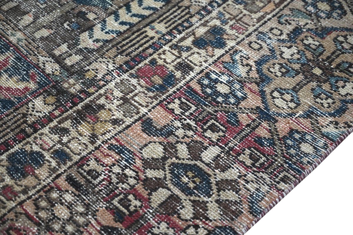 10002, Persian Bakhtiari Oversized Rug