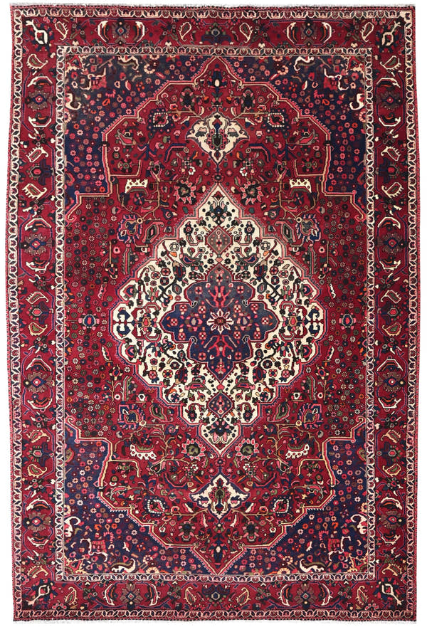 10004, Persian Bakhtiari Oversized Rug