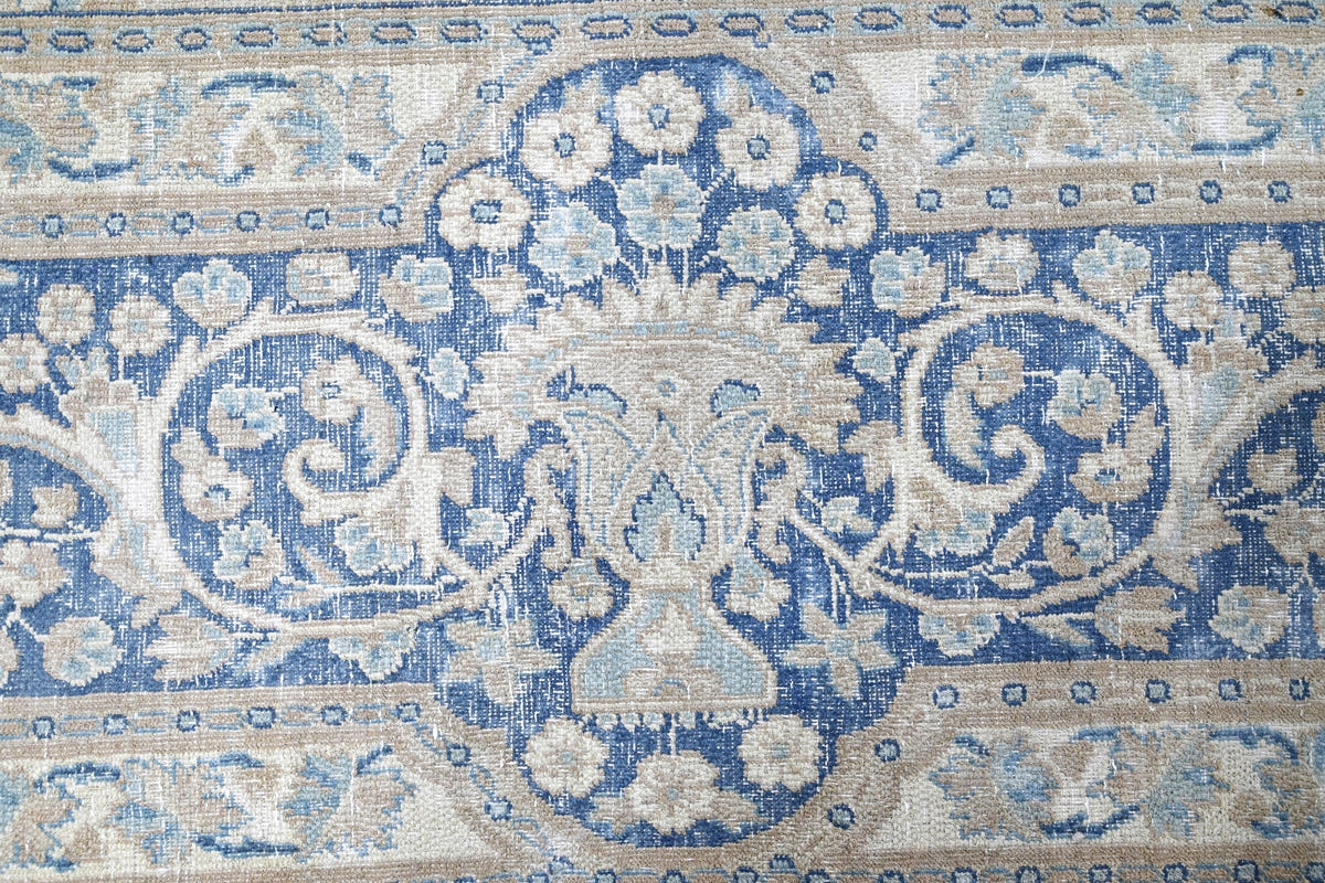 10009, Persian Kerman Oversized Rug