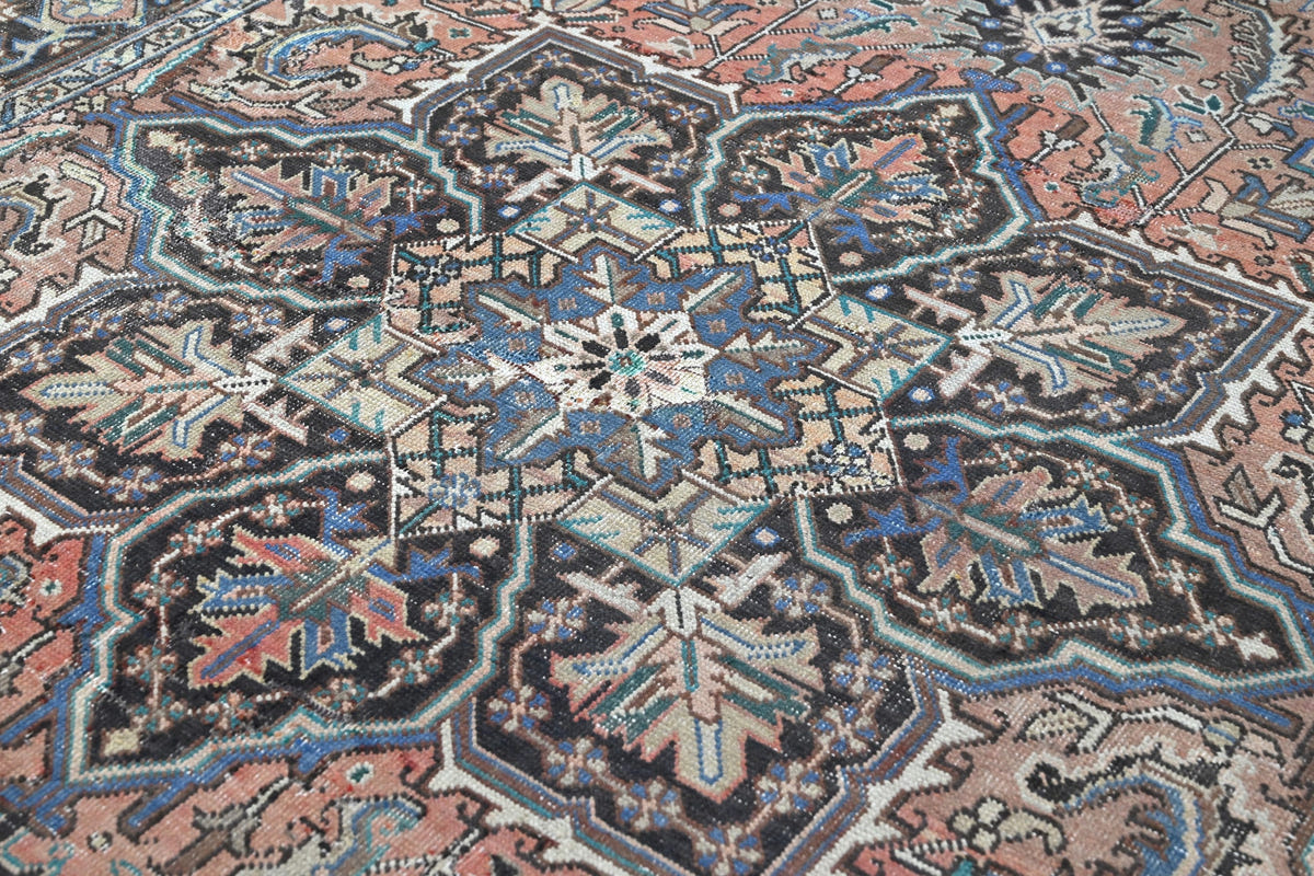10010, Persian Heriz Oversized Rug