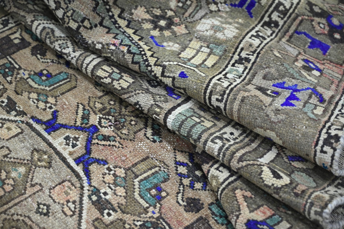 10026, Persian Shiraz Runner Rug