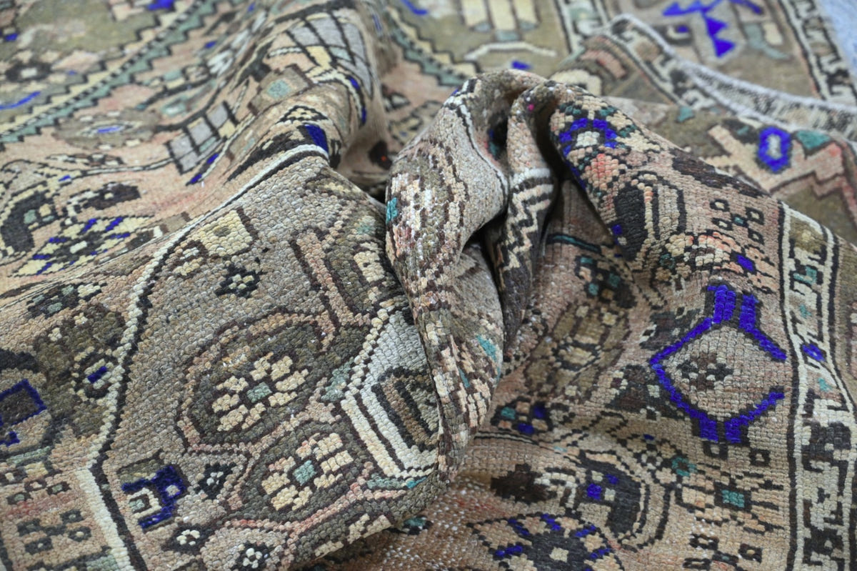 10026, Persian Shiraz Runner Rug