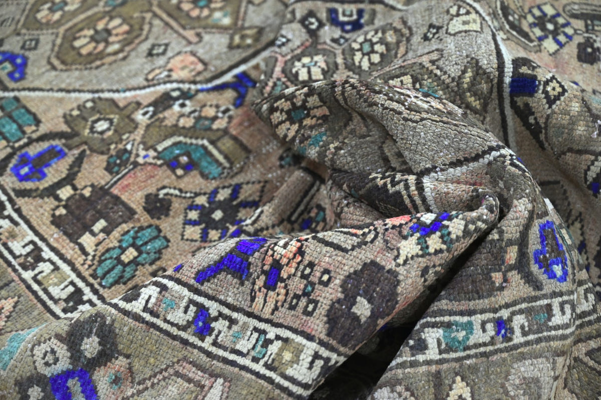 10026, Persian Shiraz Runner Rug