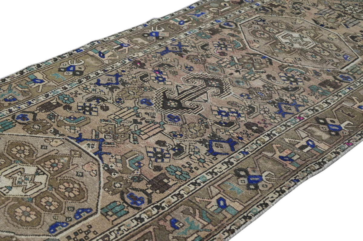10026, Persian Shiraz Runner Rug