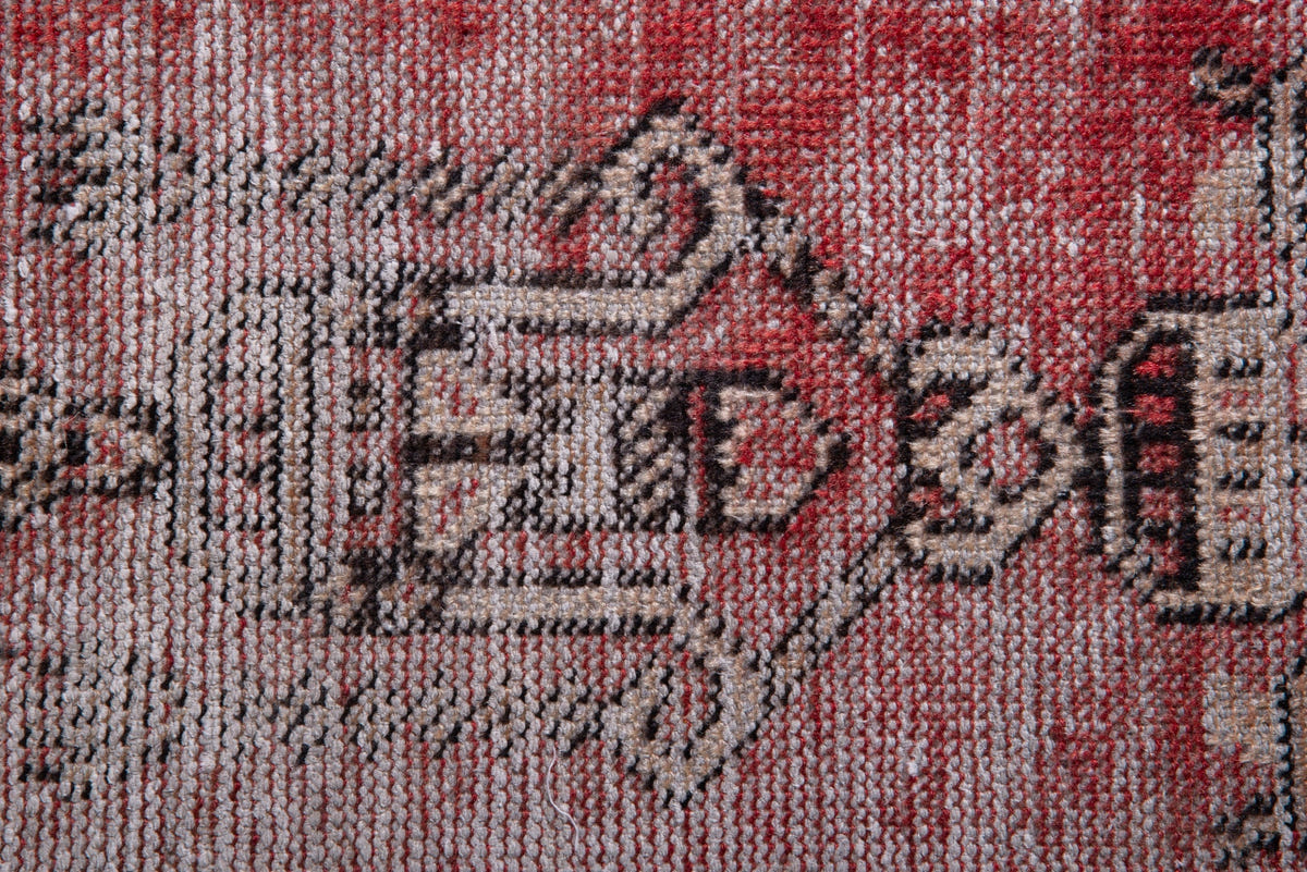 1002, Persian Ferdos Area Rug