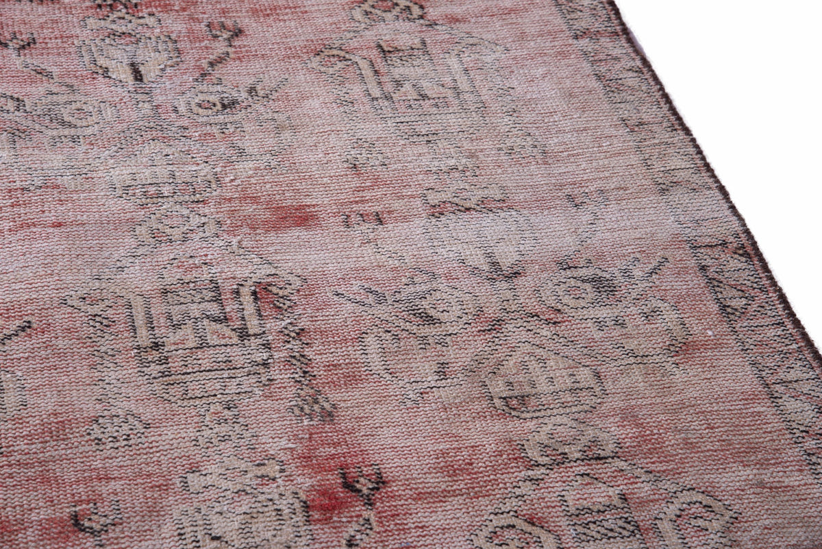 1002, Persian Ferdos Area Rug