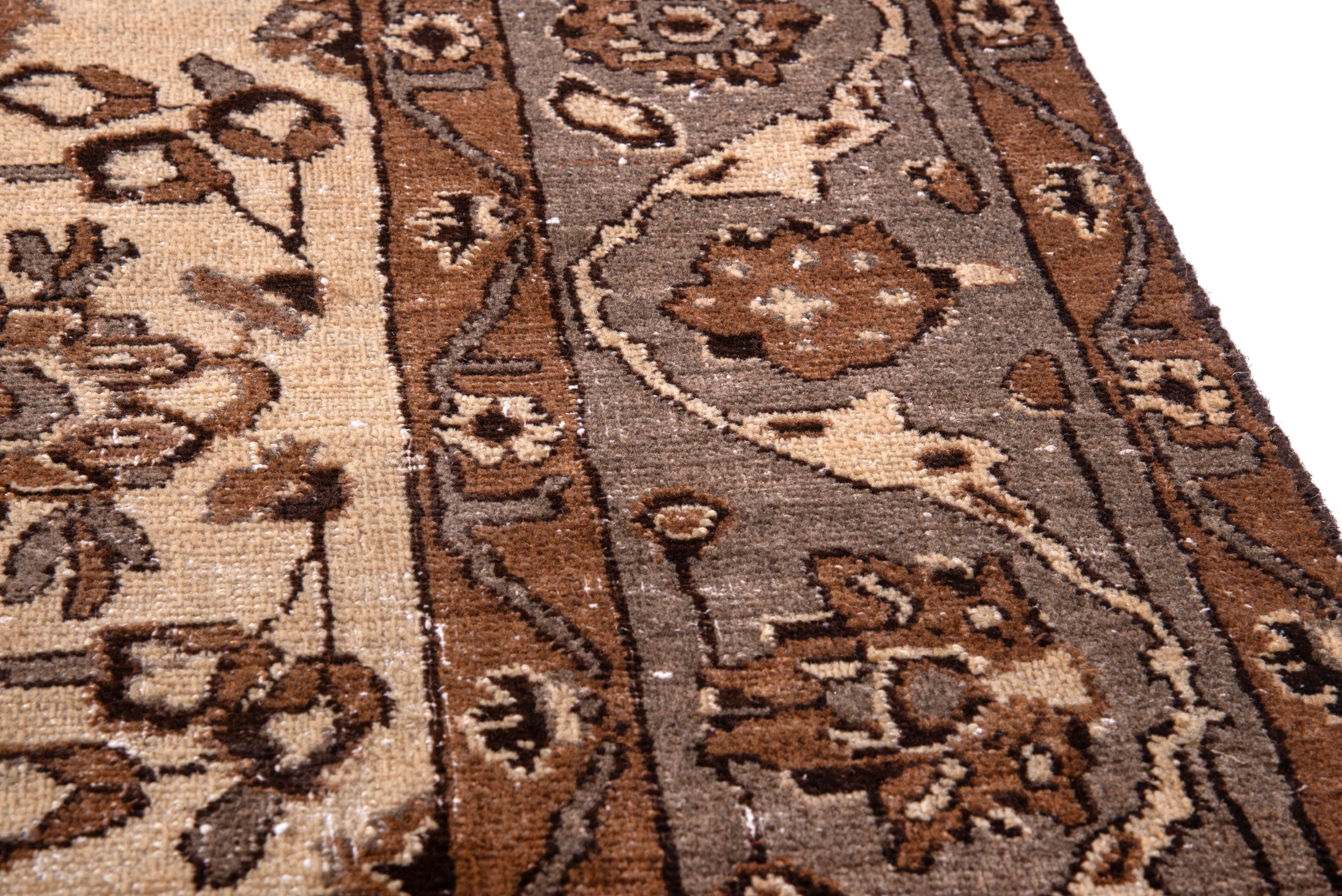 Persian Kashan area rug in ivory and rust, view 7 of 14