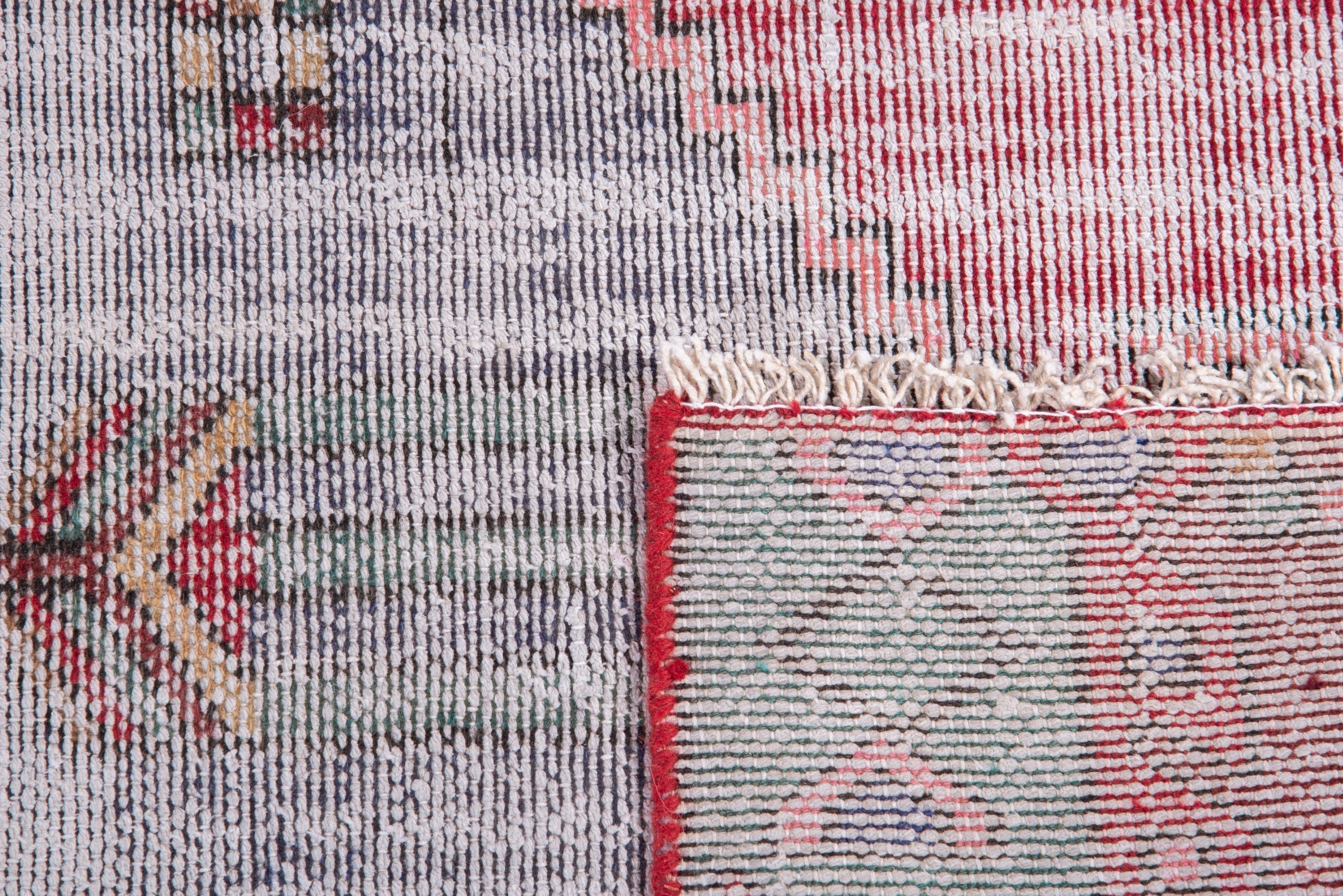 Persian Zanjan accent rug in cream and deep red, view 15 of 15