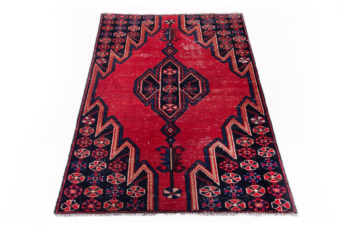 1039, Persian Saveh Area Rug