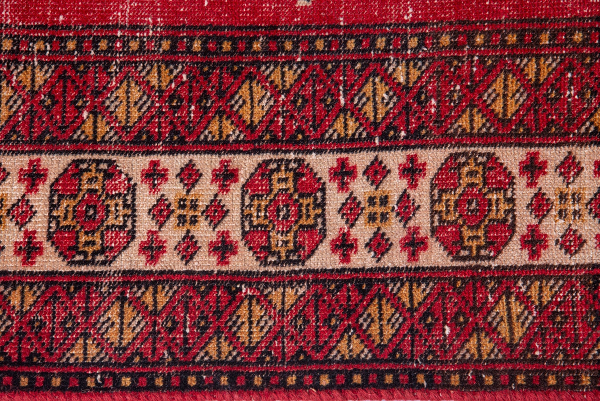 1044, Persian Ferdos Area Rug