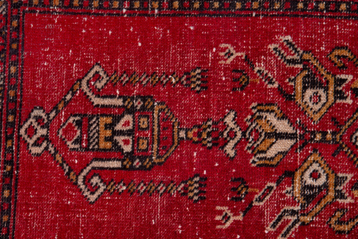 1044, Persian Ferdos Area Rug