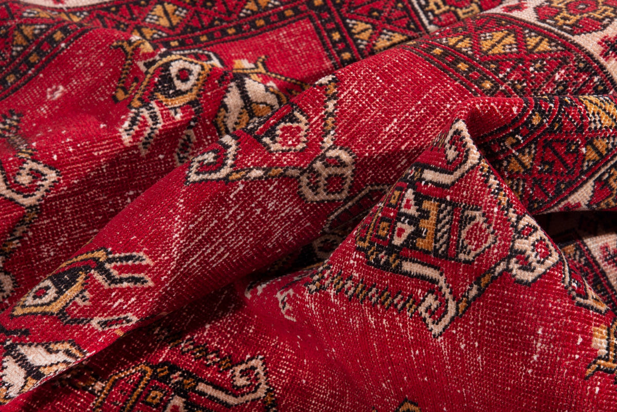 1044, Persian Ferdos Area Rug