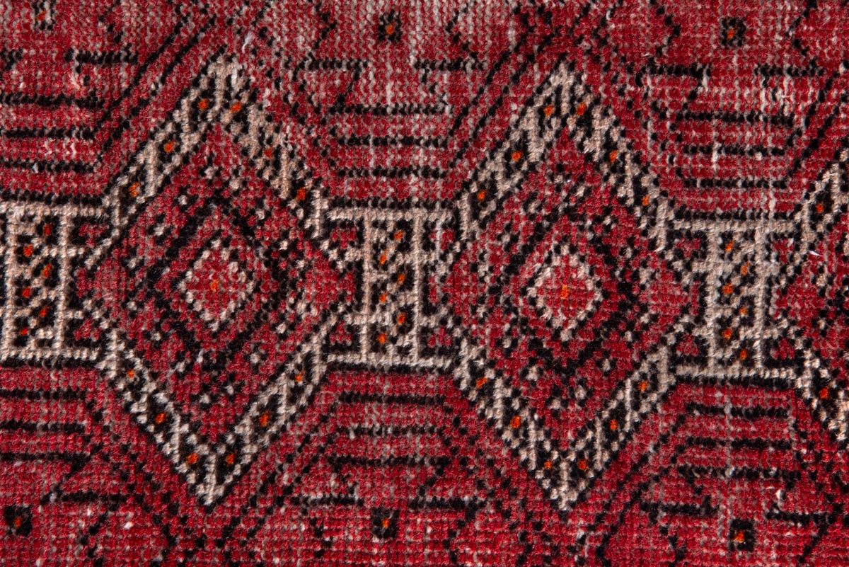 1110, Persian Baluch Area Rug