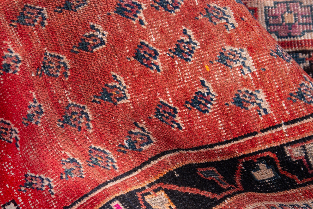 1340, Persian Lori Area Rug