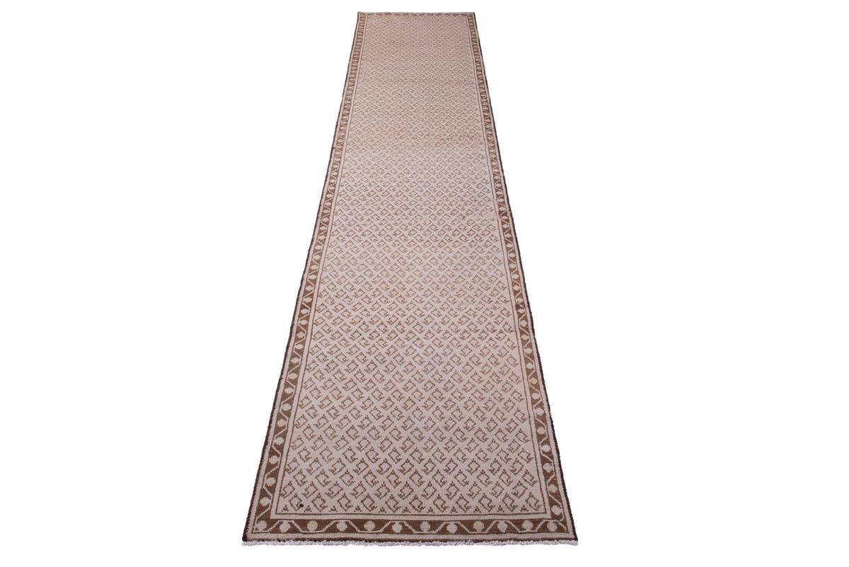 1382, Persian Arak Runner Rug