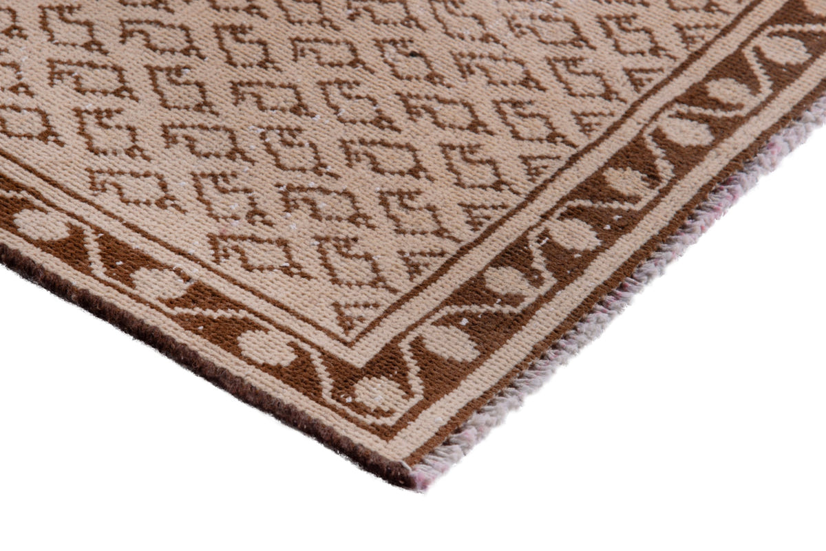1382, Persian Arak Runner Rug