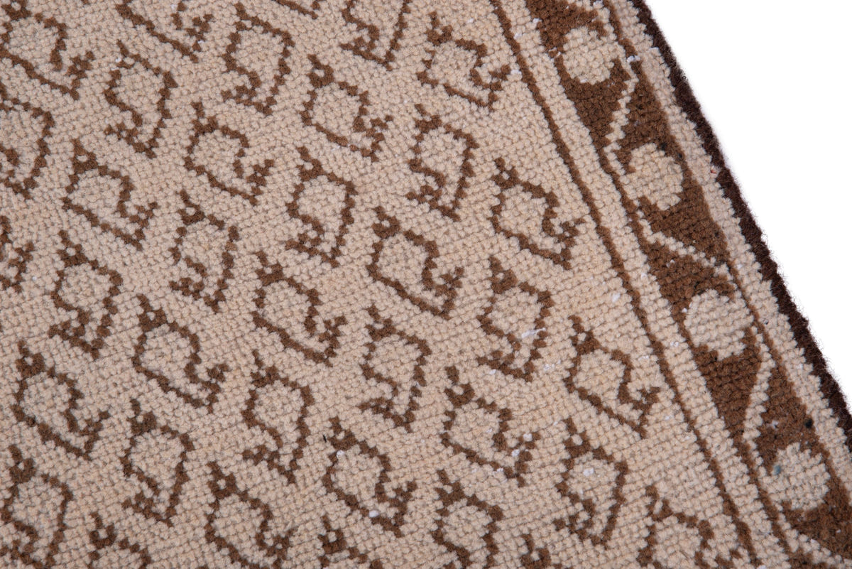 1382, Persian Arak Runner Rug