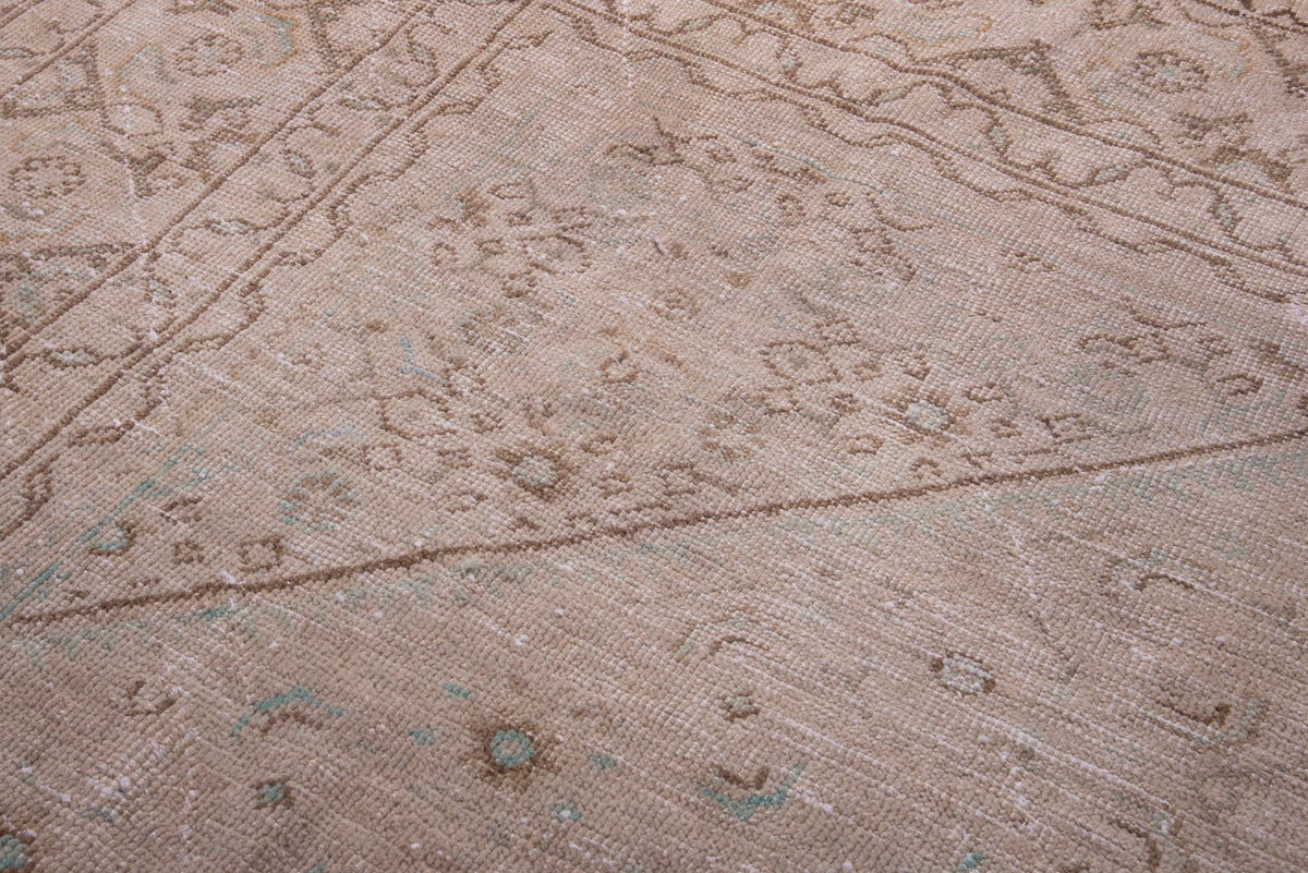 1404, Persian Mahal Oversized Rug