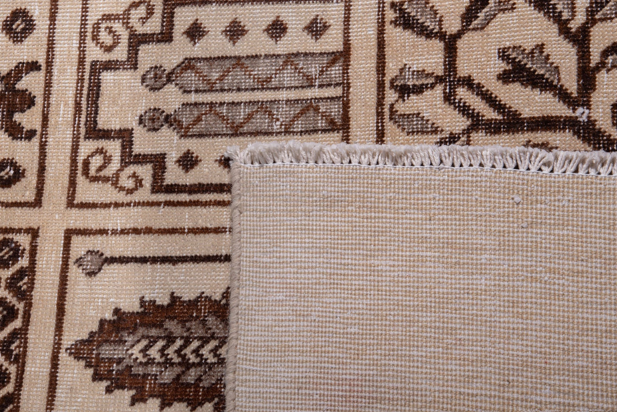 1465, Persian Ferdos Oversized Rug