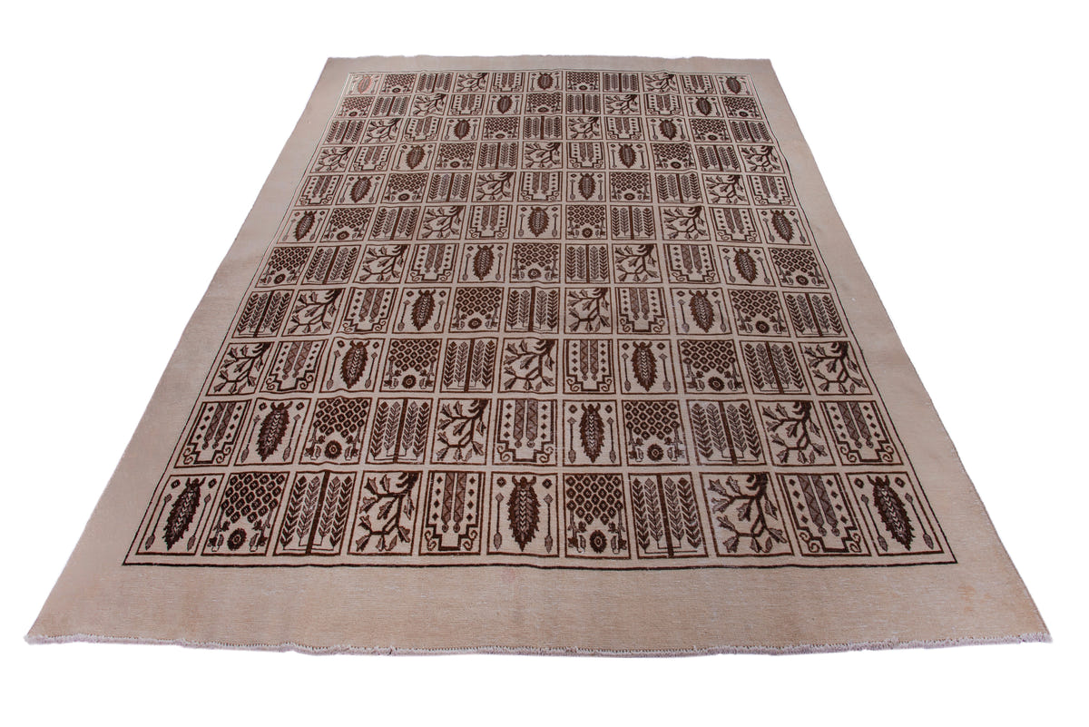 1465, Persian Ferdos Oversized Rug