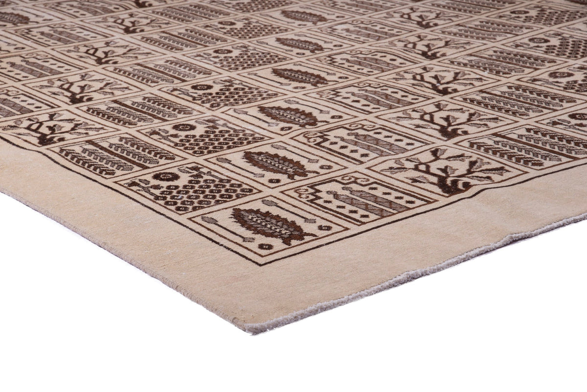 1465, Persian Ferdos Oversized Rug