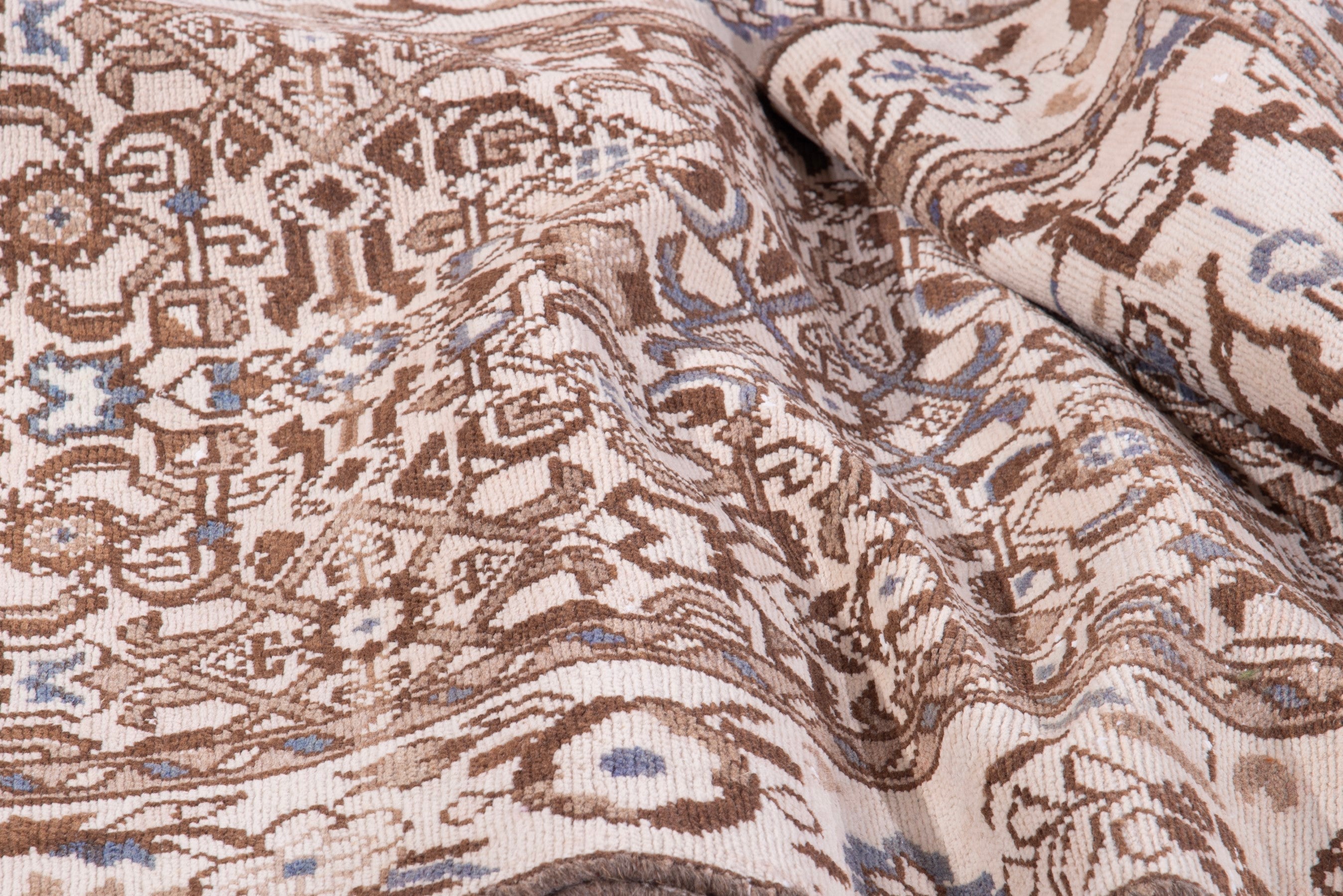 Persian Hamedan runner rug in cream and tan, view 16 of 17