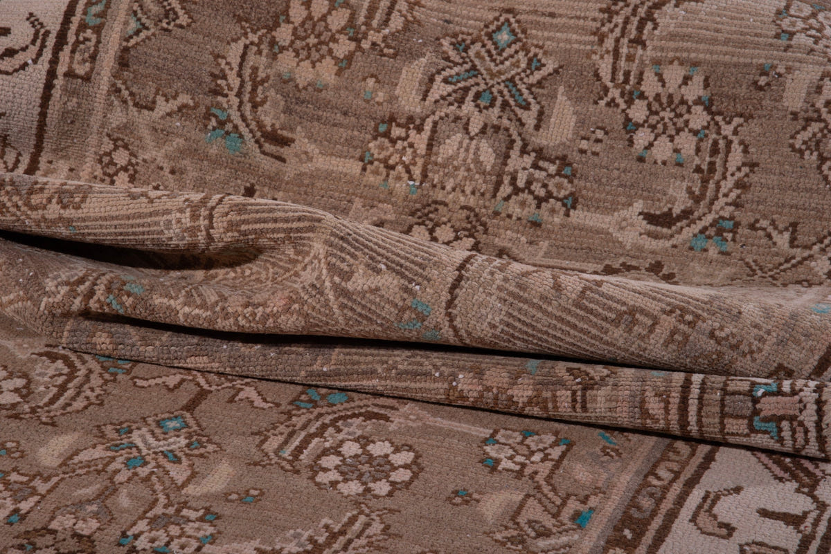 1525, Persian Hamadan Runner Rug