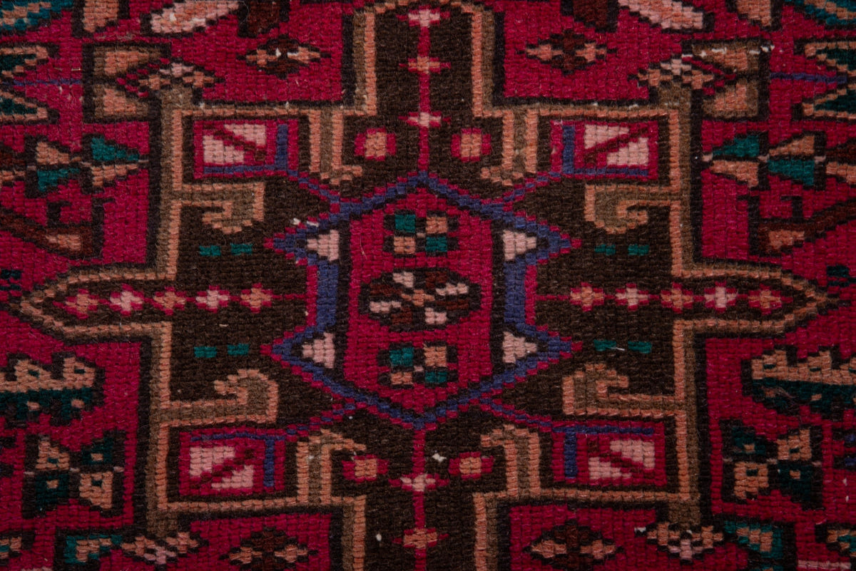 1529, Persian Gharajeh Runner Rug