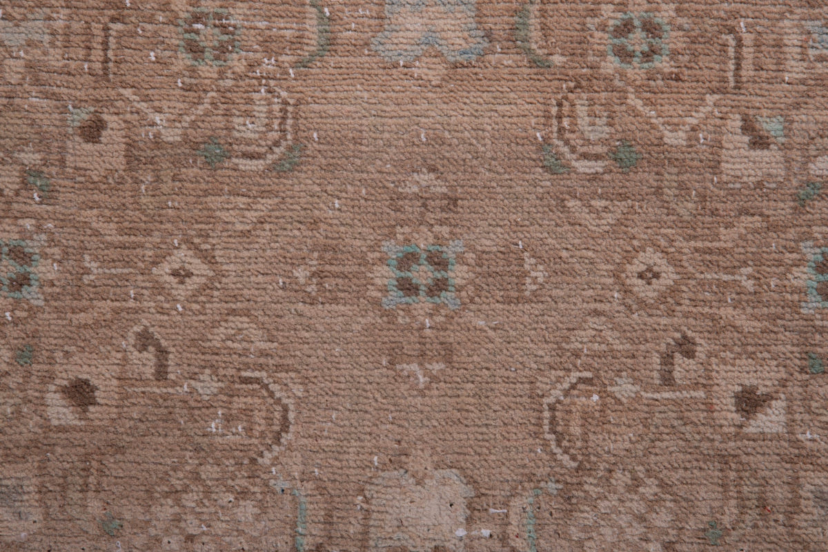 1659, Persian Mahal Runner Rug