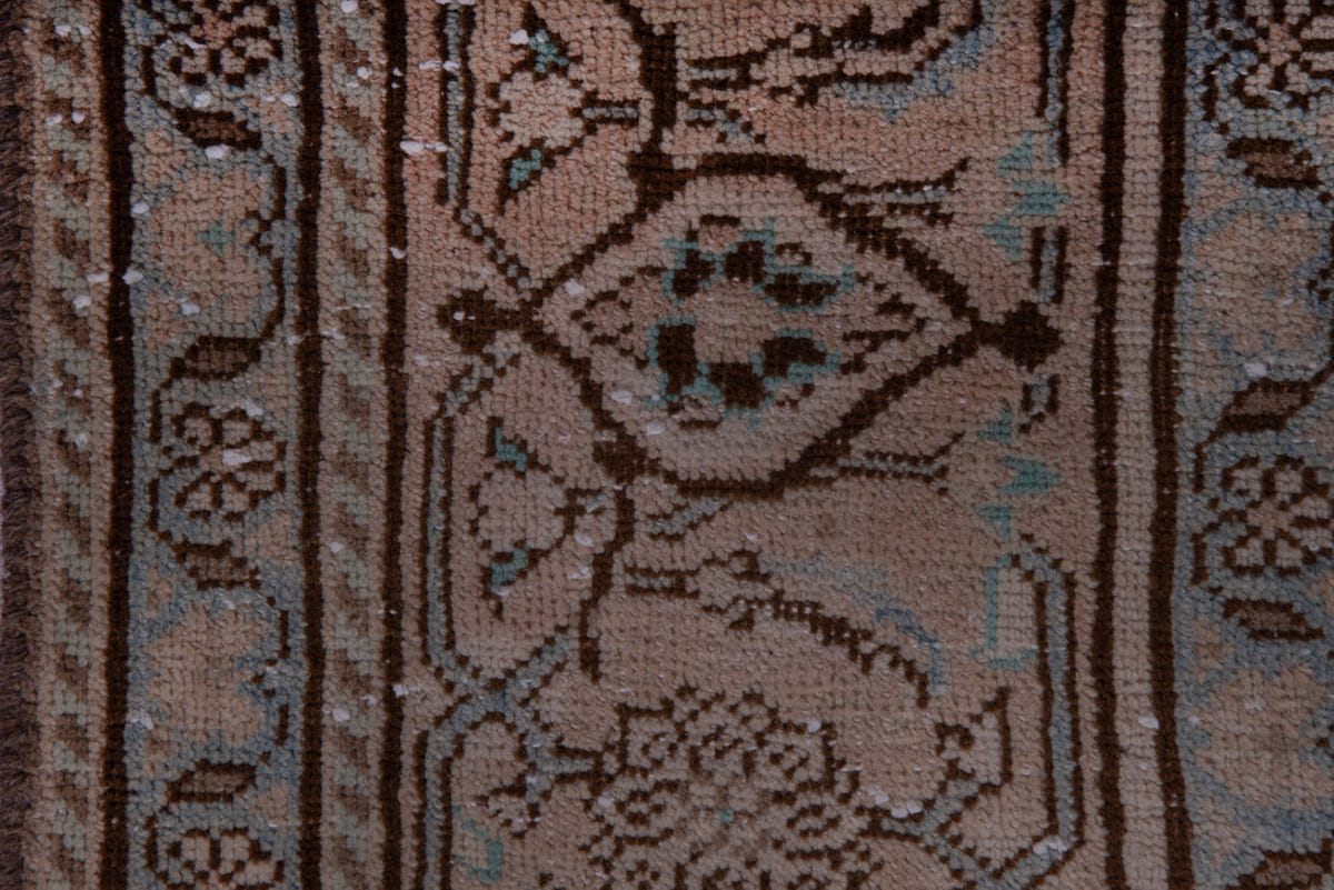 1663, Persian Mahal Oversized Rug