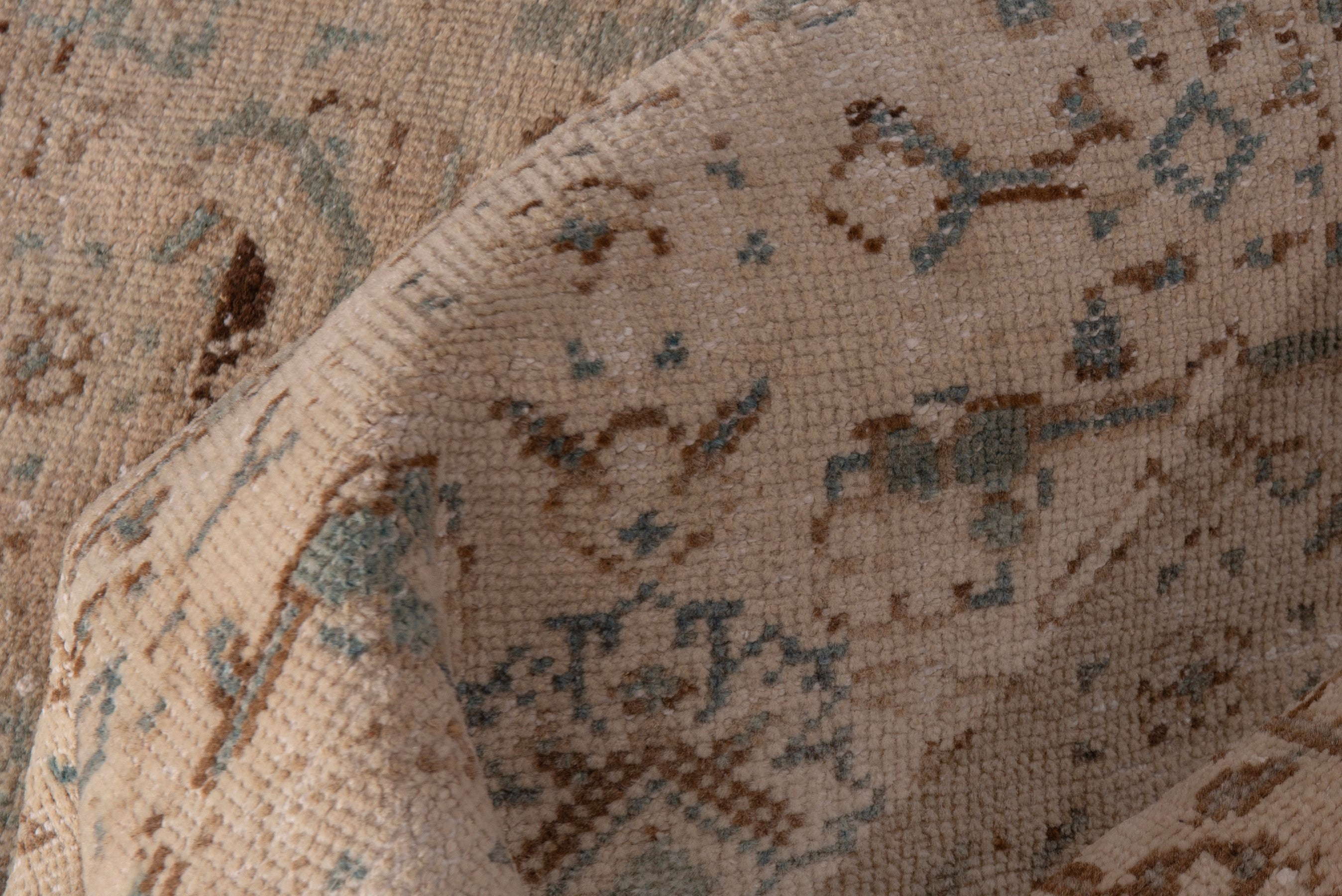 Persian Mahal runner rug, view 15 of 18