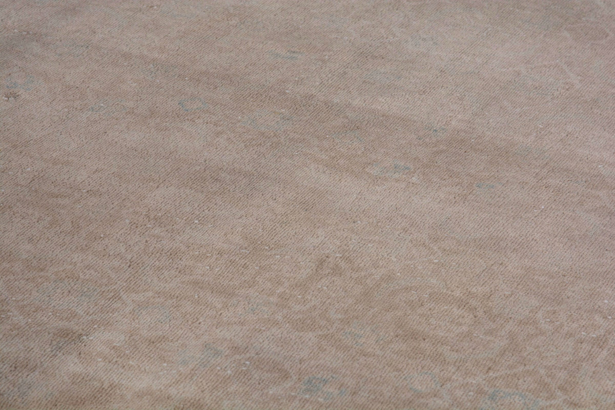 2002, Persian Mahal Oversized Rug