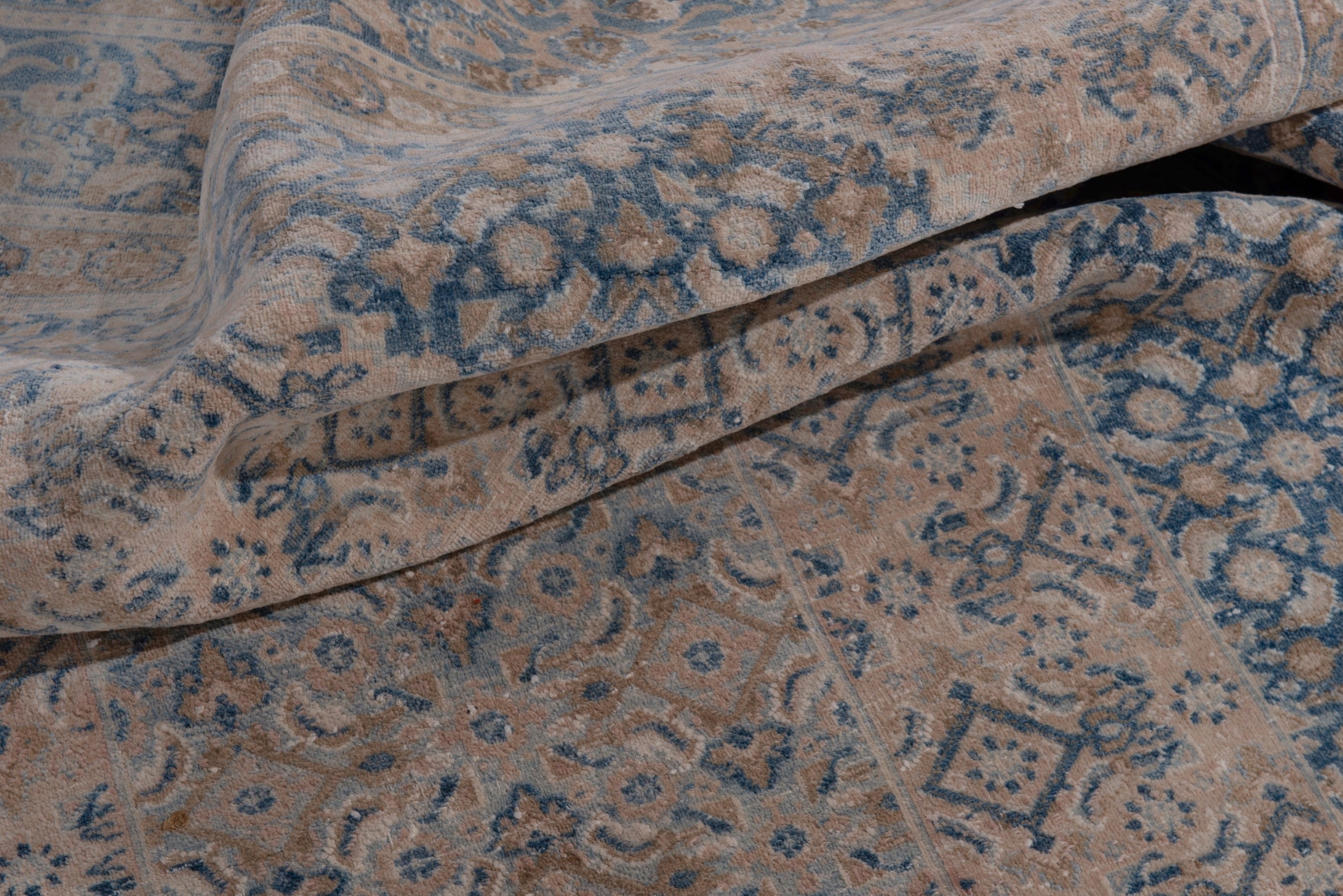 Persian Birjand area rug in cream and dark blue, view 17 of 19