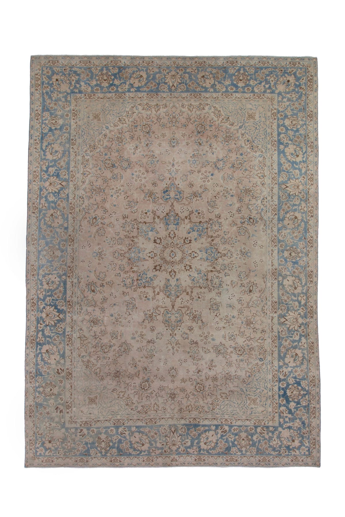 2052, Persian Najafabad Oversized Rug