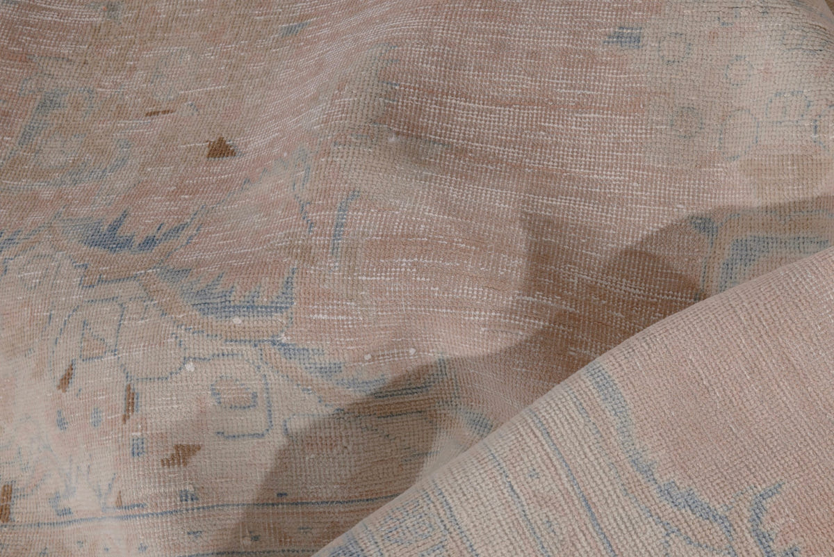 2062, Persian Vist Oversized Rug