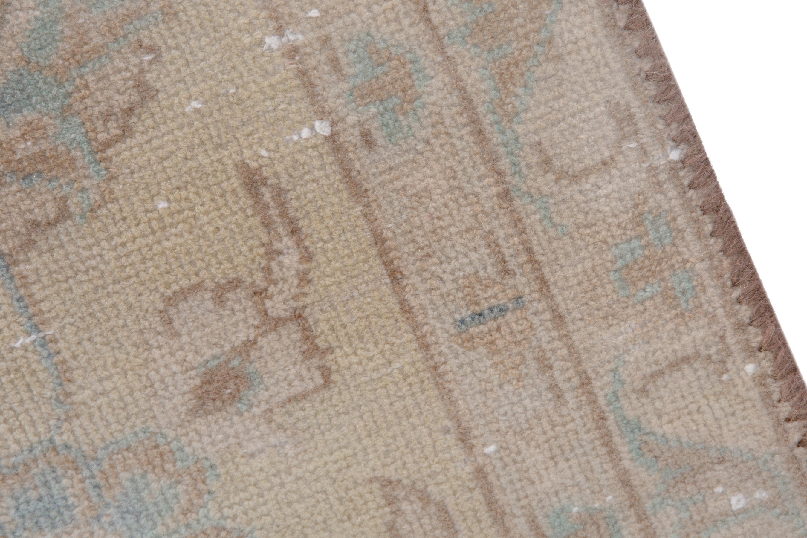 Persian Najafabad area rug in beige and muted pink, view 7 of 20