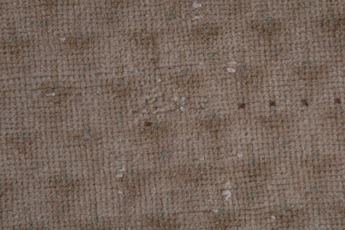2082, Persian Arak Mini Rug