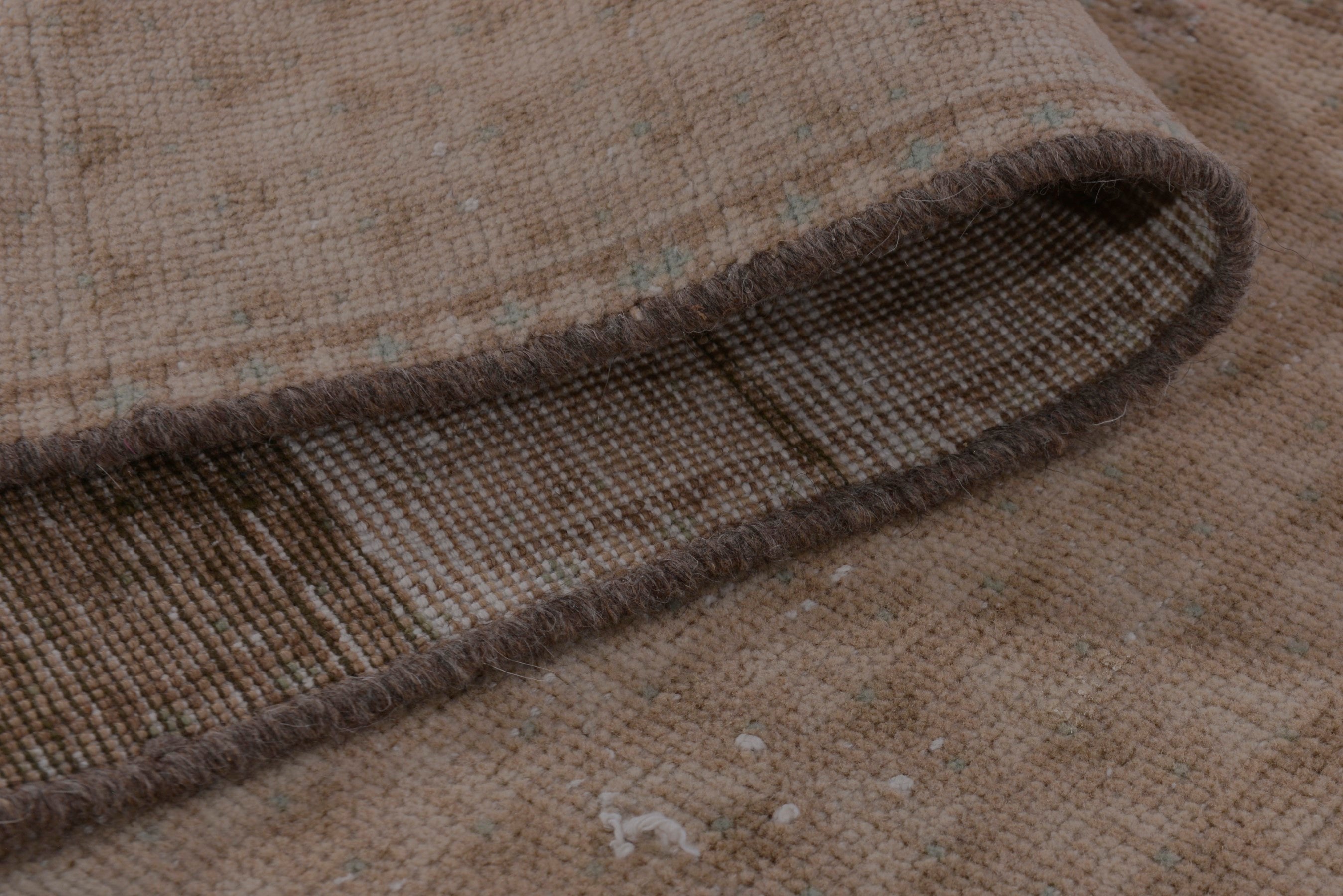 Persian Arak accent rug in taupe, view 16 of 18