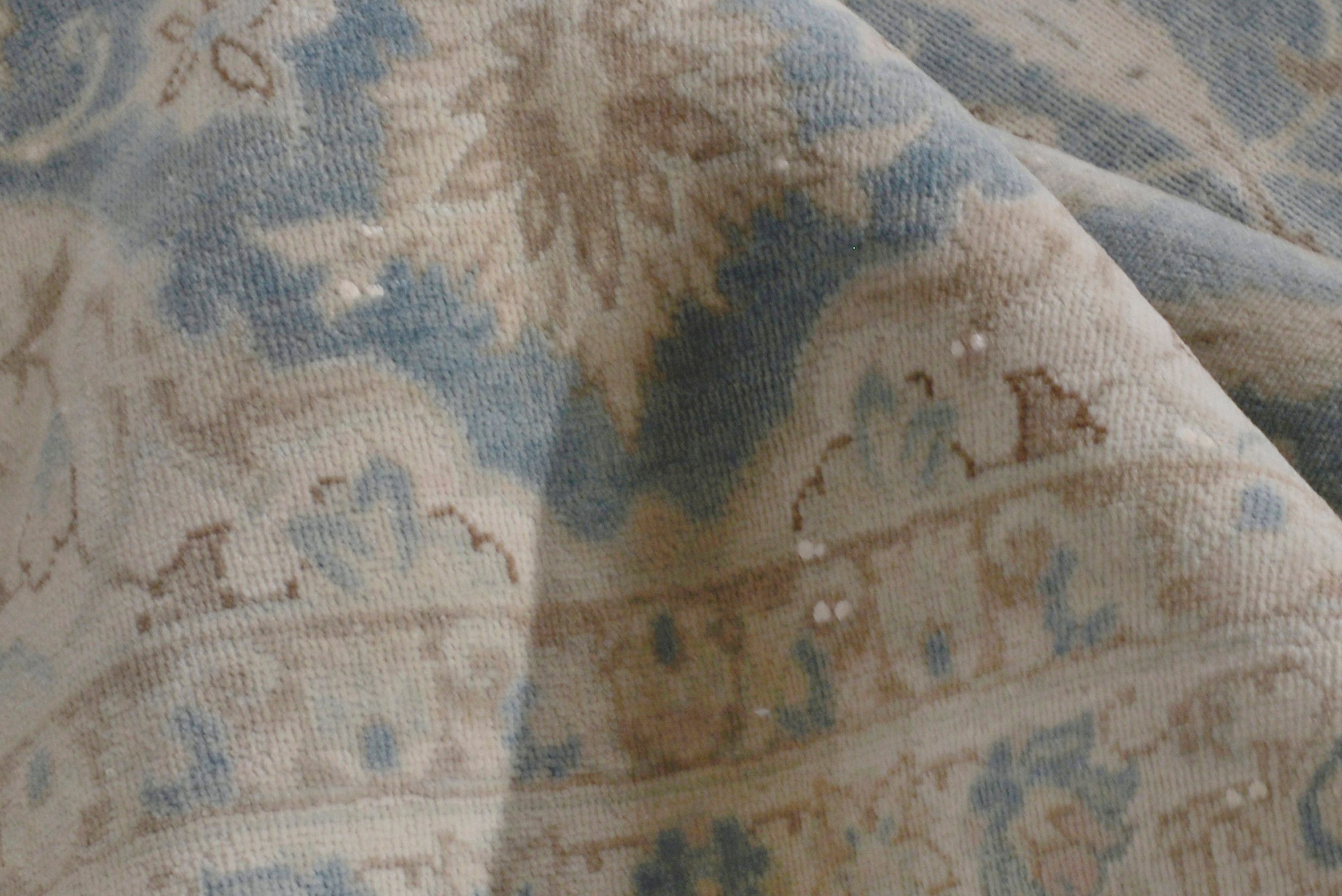 Persian Najafabad oversized rug in cream and denim, view 16 of 20
