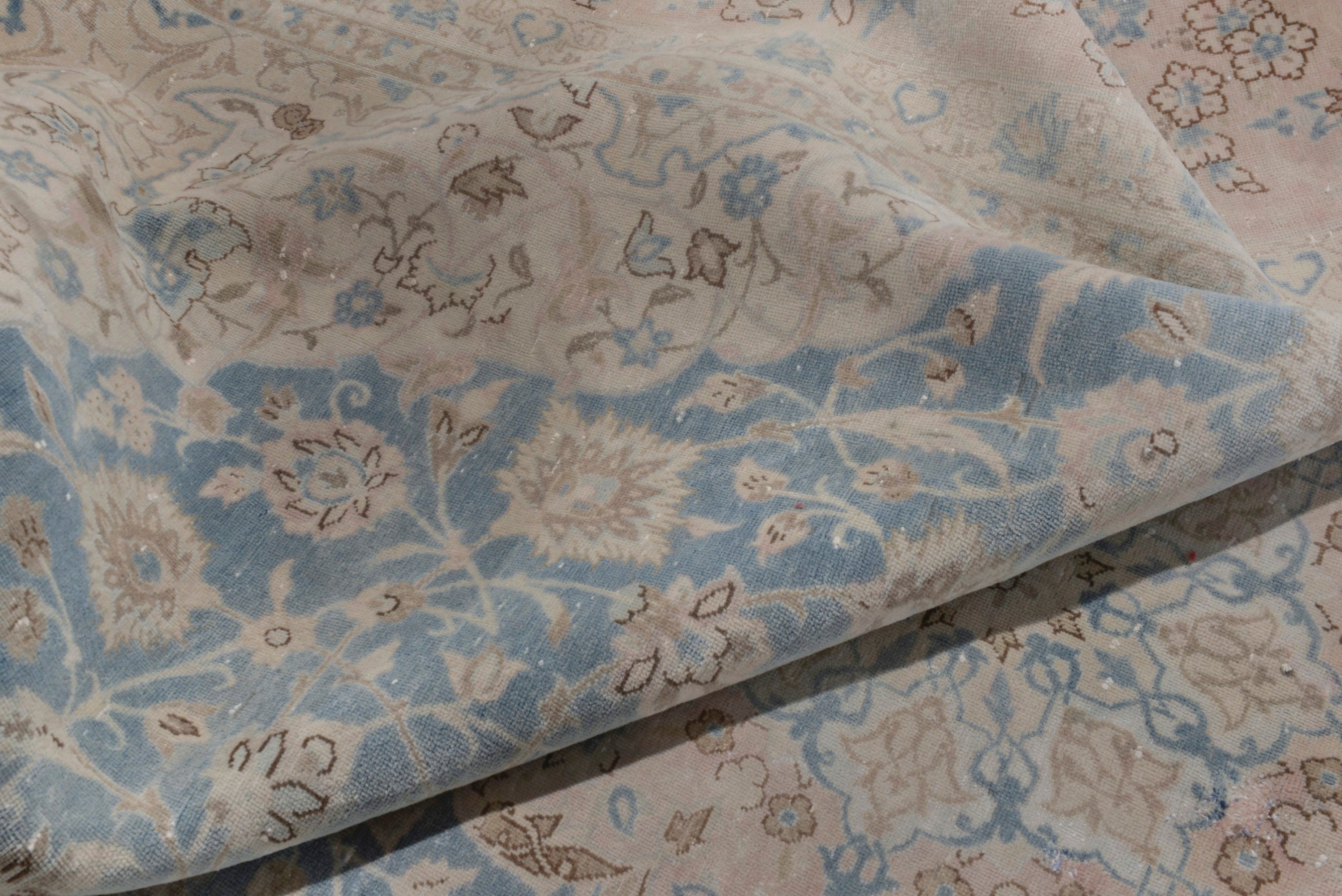 Persian Najafabad oversized rug in cream and denim, view 18 of 20