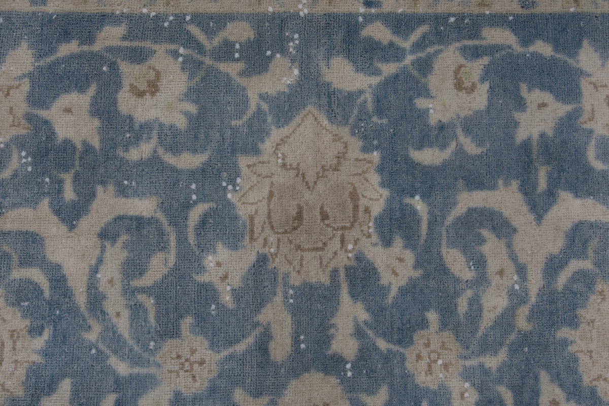 2104, Persian Kashan Oversized Rug